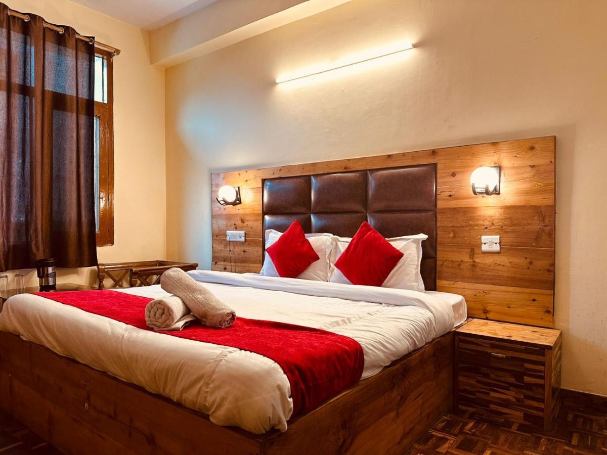 Manali Holiday Lnn - Gym, Spa, Dj Night, Pool Ngoại thất bức ảnh